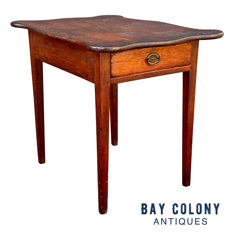 18th C Antique Hepplewhite New England Pine Table With Serpentine Top