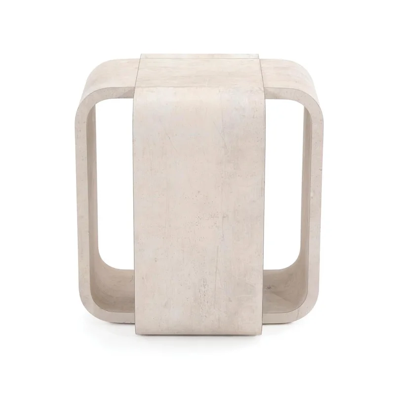 END TABLE SQUARE WITH CURVED CORNERS
