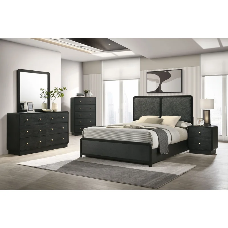 Cavelle 5-piece Eastern King Bedroom Set Black