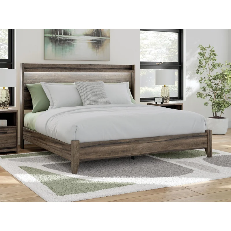 Elbrim King Panel Bed