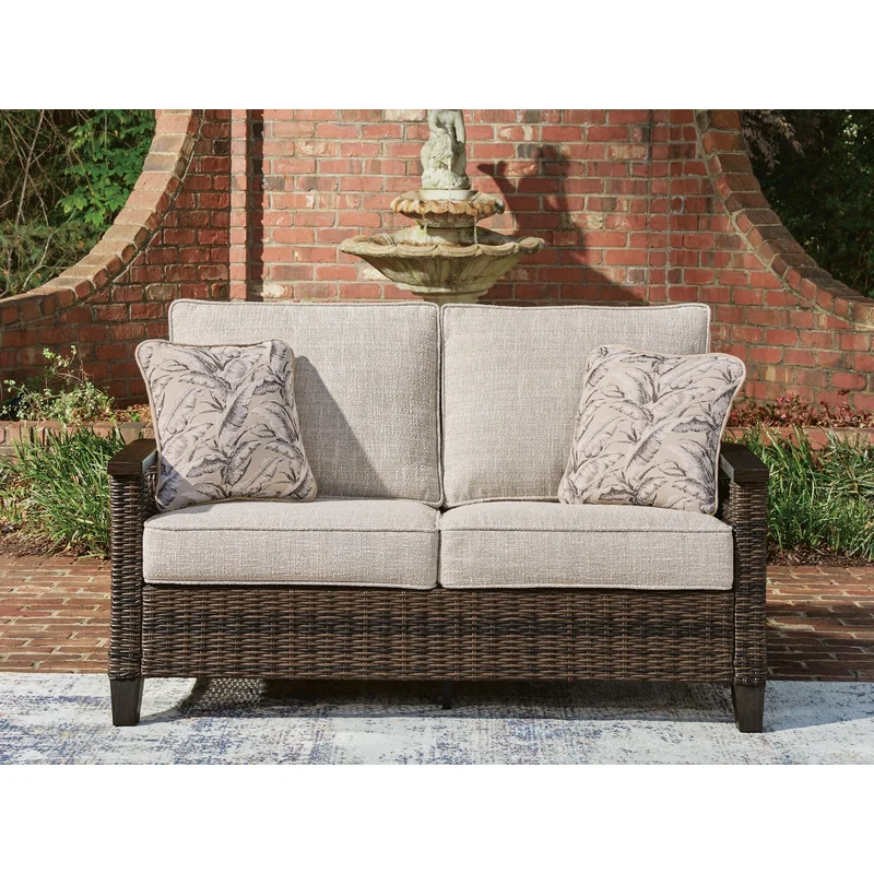 Monterey Point Loveseat w/Cushion