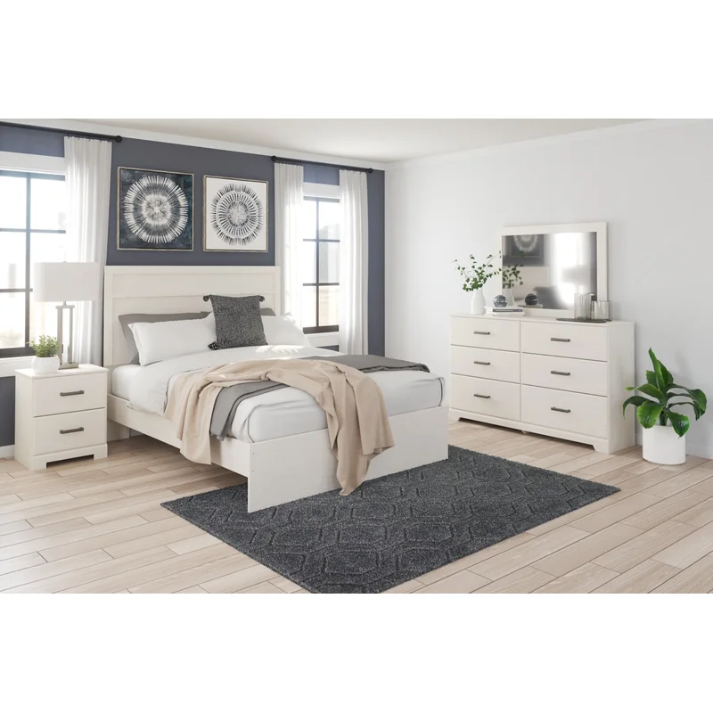 Stelsie Queen Panel Bed with Mirrored Dresser and Nightstand