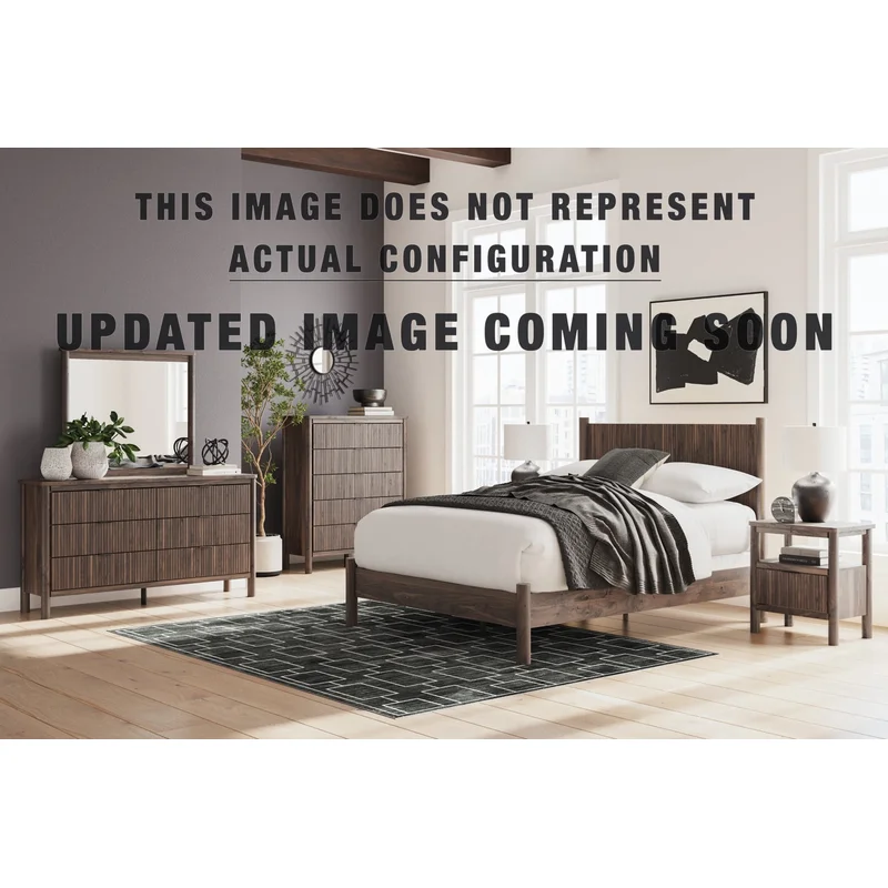 Pamytta King Panel Bed Dresser Mirror and Nightstand