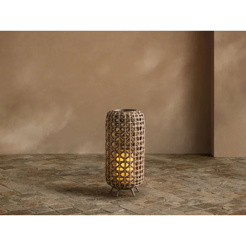 7" Noale Outdoor Lantern