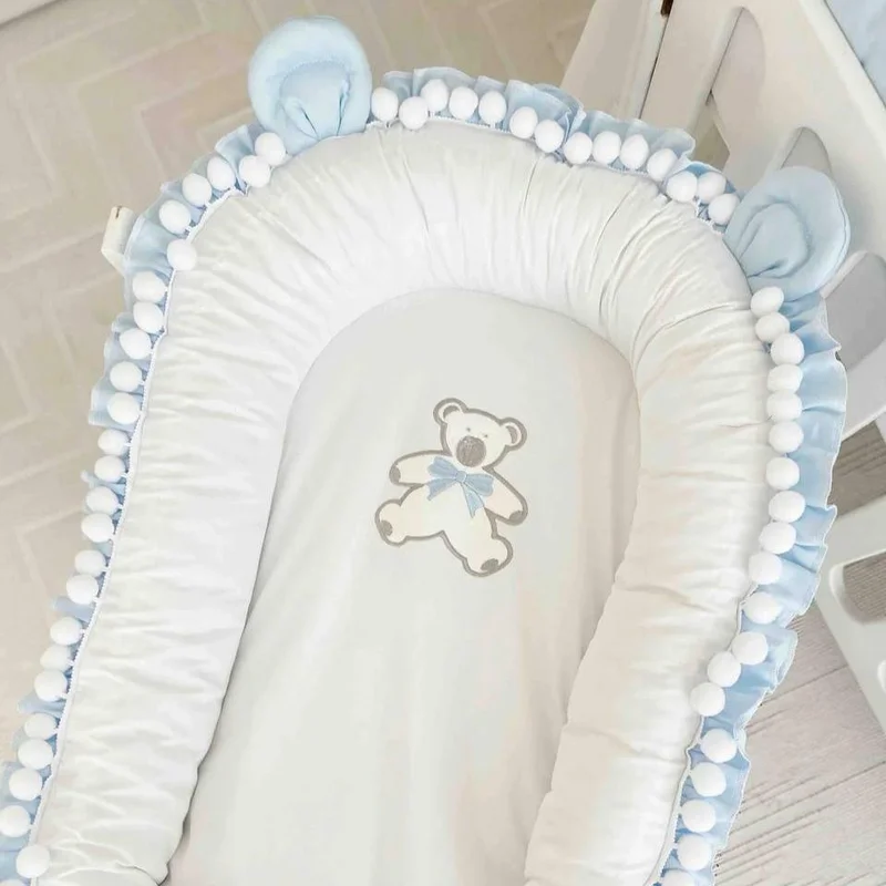 Baby nest "Cute little bear"