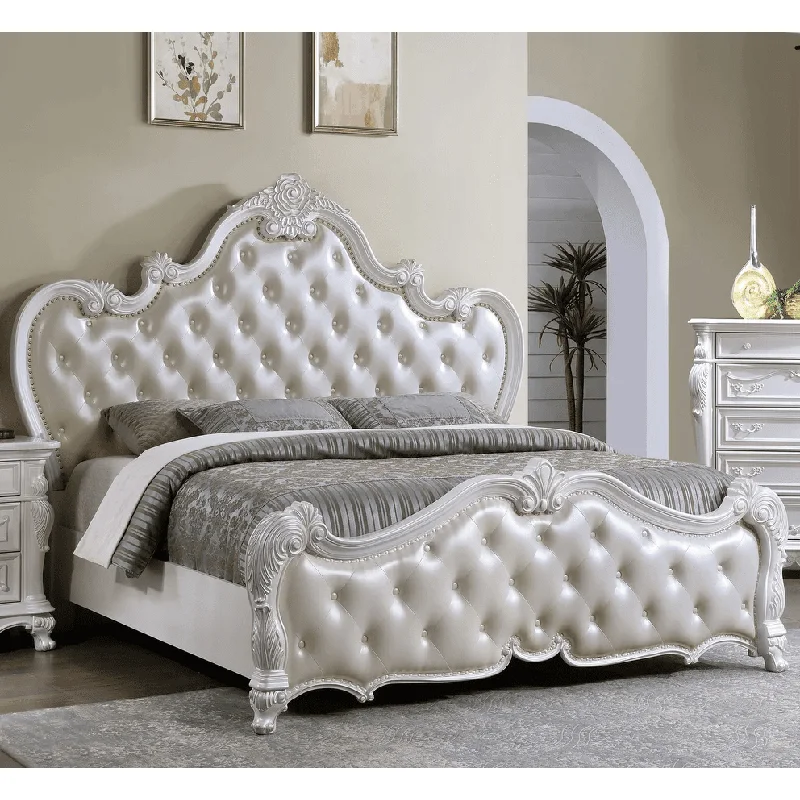 Ventresca Traditional King Bed in Pearl White