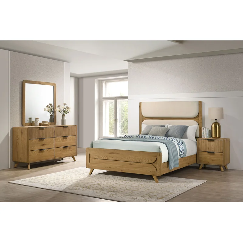 Bennett 4-piece Eastern King Bedroom Set Light Oak CREAM
