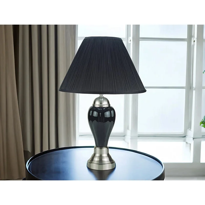 6115 Porcelain Lamp